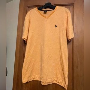 US Polo Association short-sleeve v-neck t-shirt size large orange